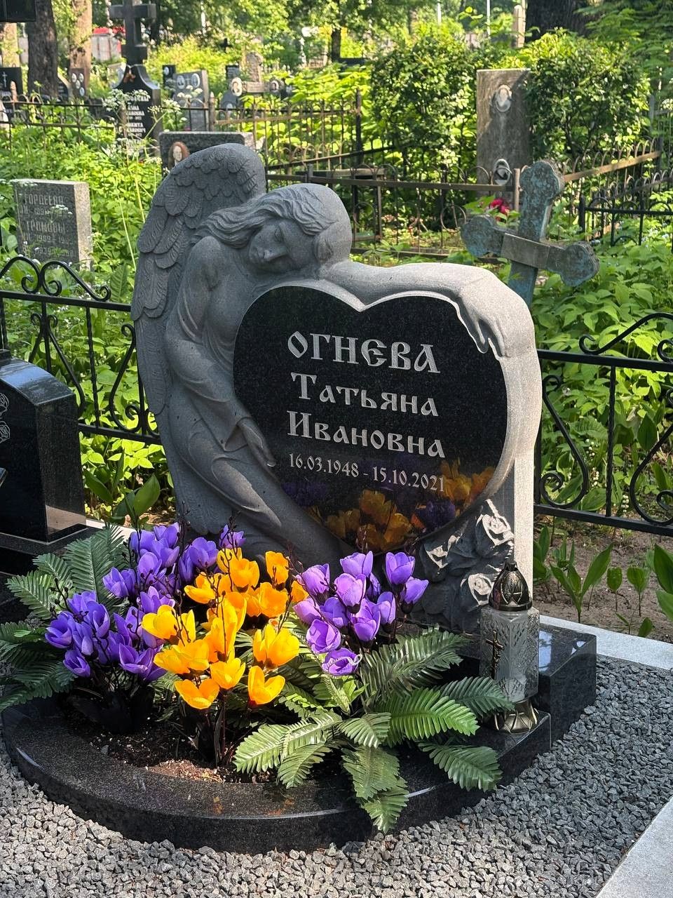 Памятник с ангелом фрезированнный